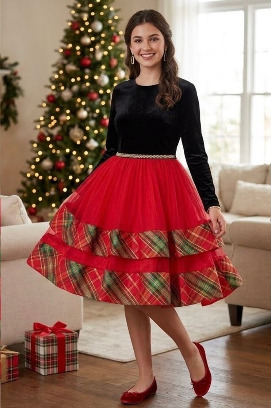 NEW! Bonnie Jean Girls Christmas Velvet Tiered Plaid Holiday Dress Size 18.5